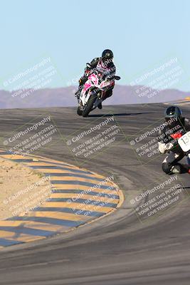 media/Jan-10-2025-CVMA Friday Practice (Fri) [[489e0da257]]/Group 4 and Trackday/Session 3 (Turns 9 and 10)/